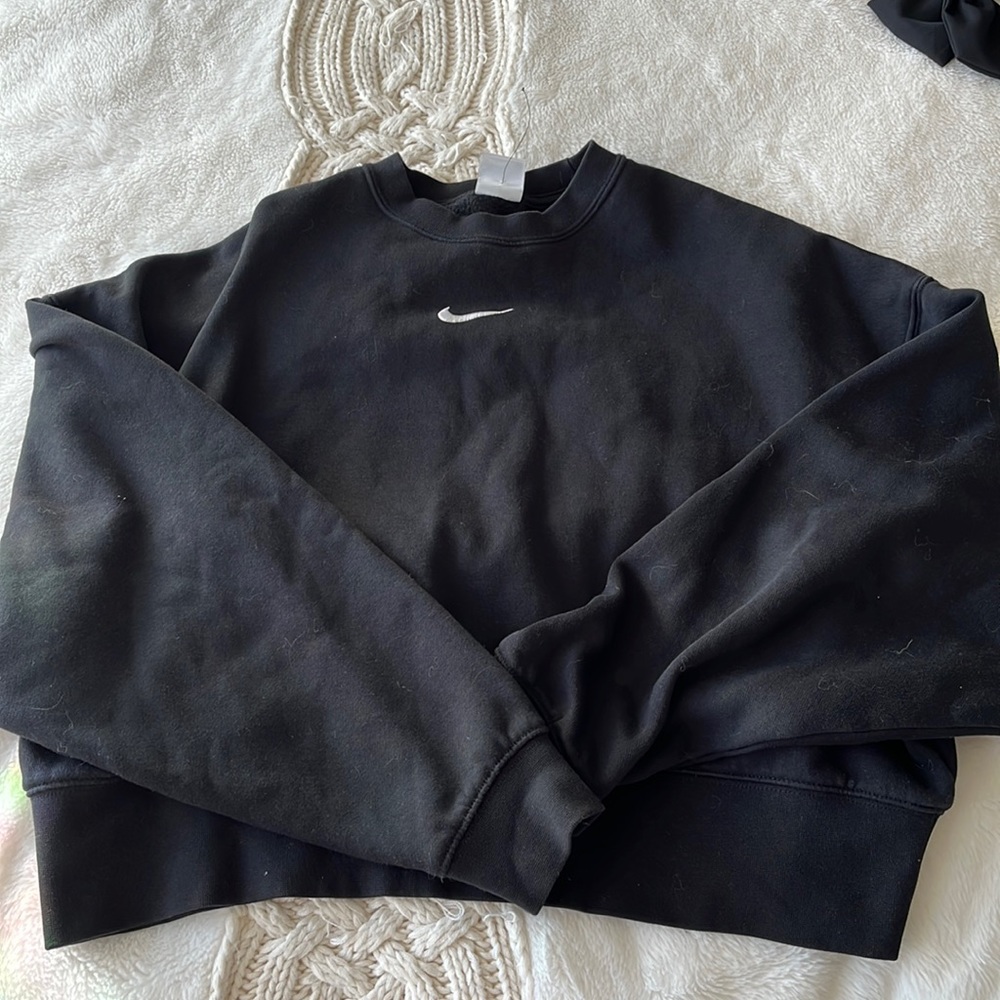 Nike Swoop Minimalist Pullover - Size XS